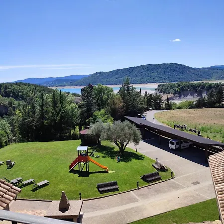 Casas Pirineo, Apartman *