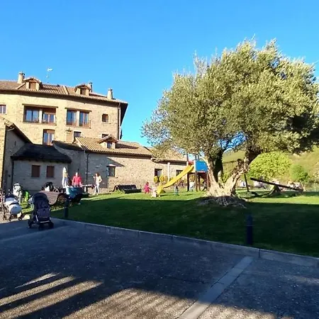 Casas Pirineo, *
