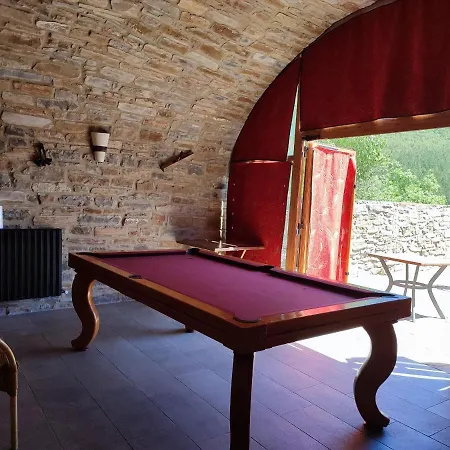 Casas Pirineo, *