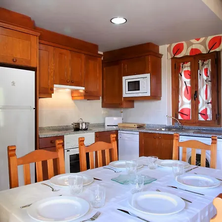 Casas Pirineo, * Aínsa-Sobrarbe