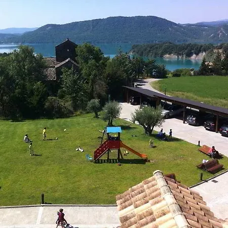 アパート Casas Pirineo, アインサ