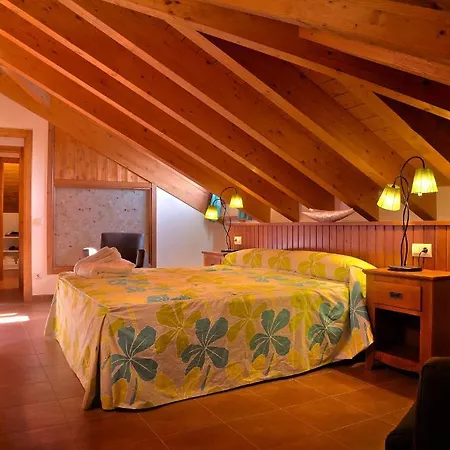 Casas Pirineo, *