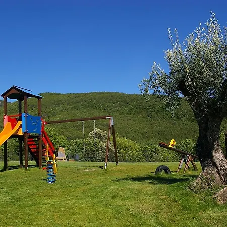 アパート Casas Pirineo, アインサ